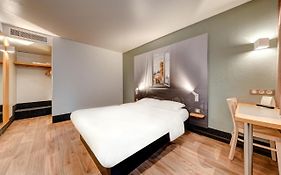 B&B Hôtel LOUVECIENNES